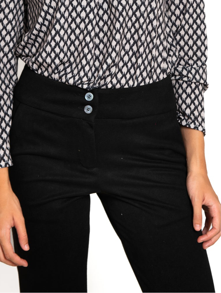 PANTALÓN GINEBRA NEGRO. Pre-order. Fecha estimada de envío 15 de Septiembre