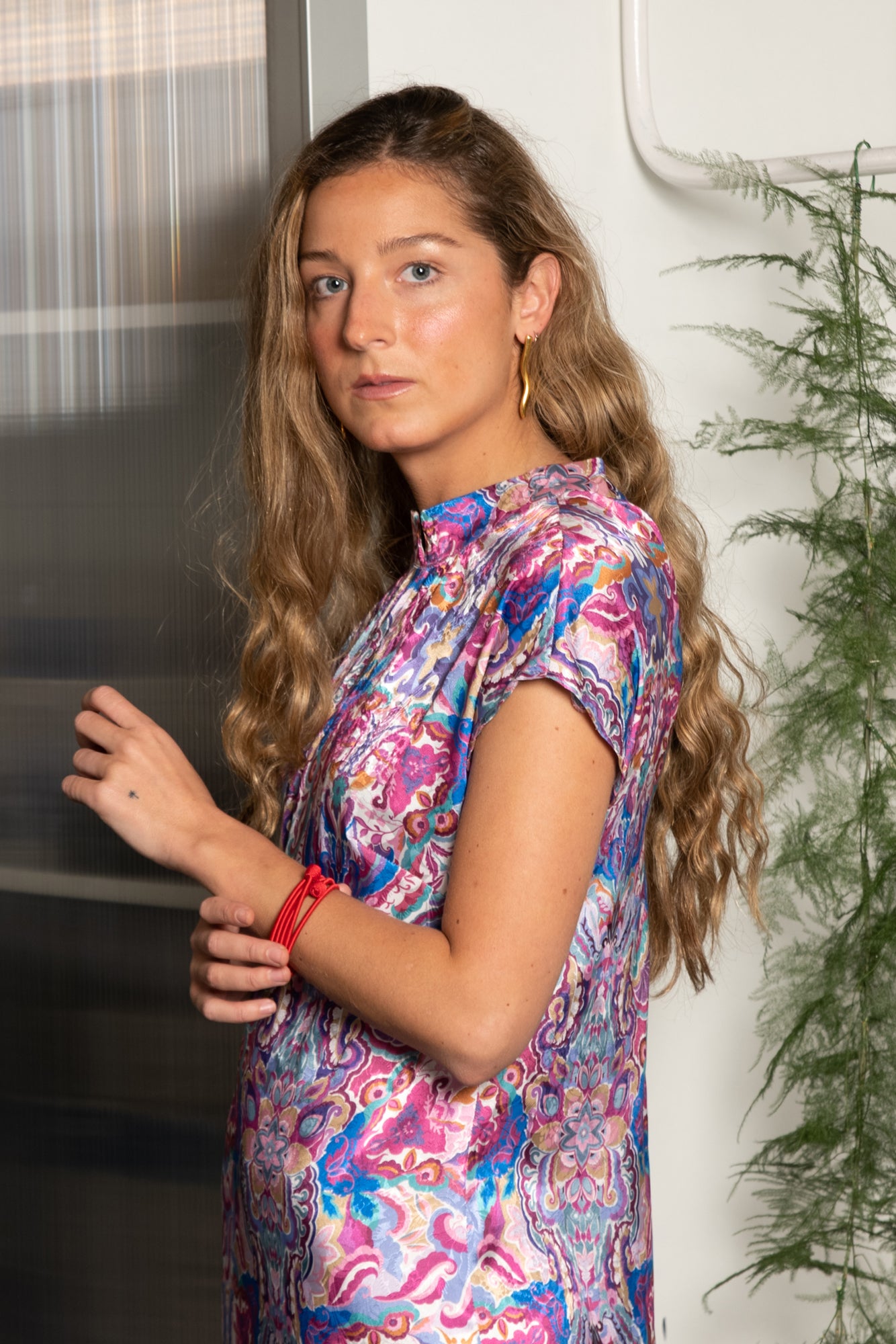 VESTIDO KIOTO FRESA (FAJÍN NO INCLUÍDO)