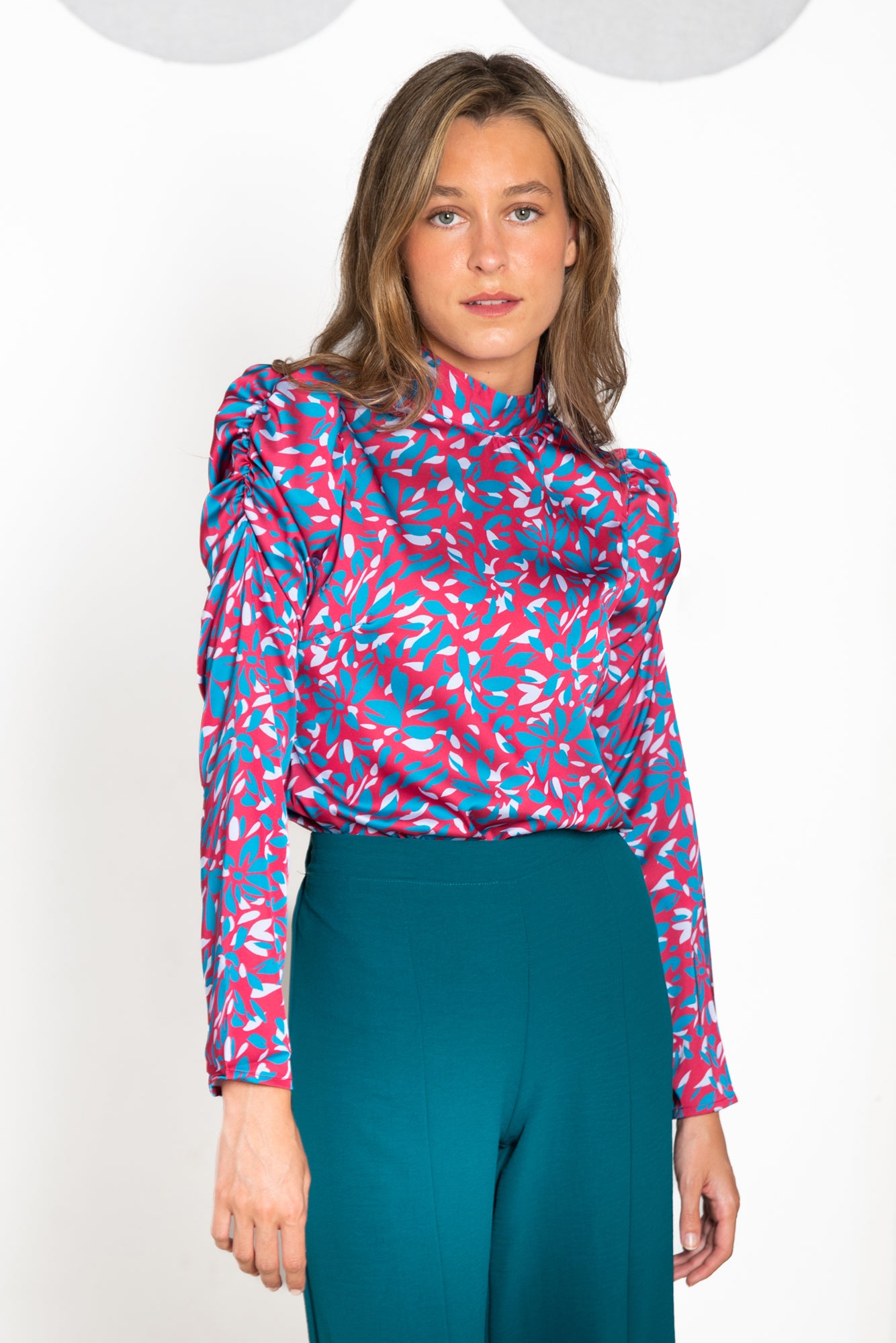 CAMISA ESCORIAL ROJA.