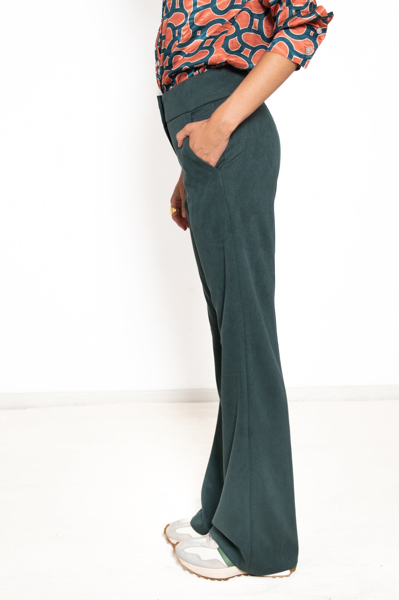 PANTALÓN GINEBRA VERDE