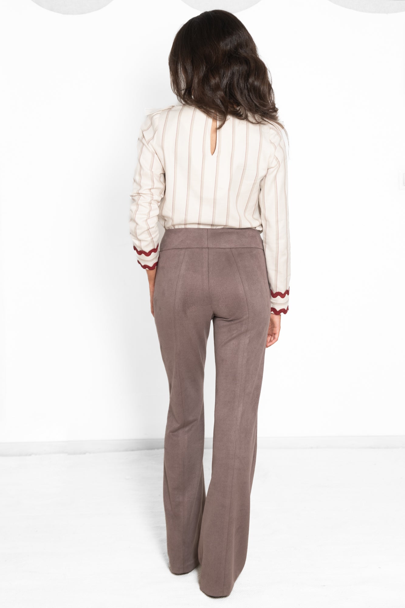 PANTALÓN GINEBRA TOPO