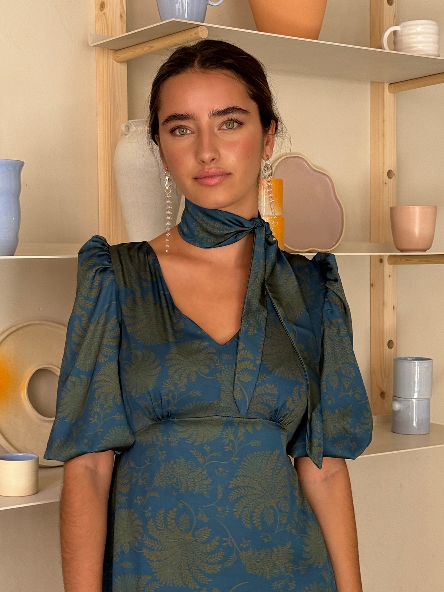 VESTIDO COM CITAÇÕES VERDE