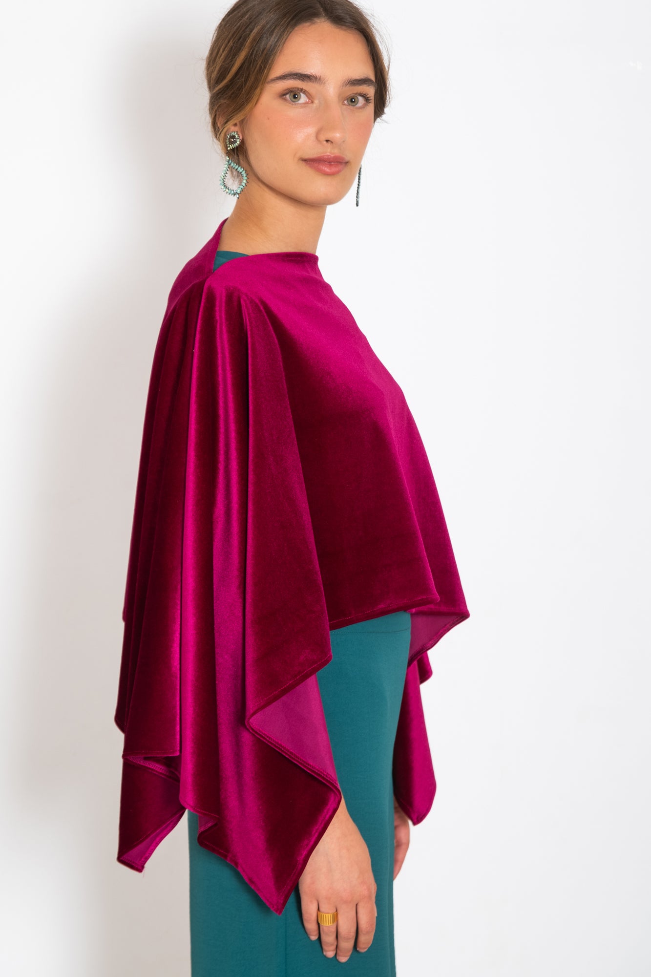 PONCHO TIJUANA FUCSIA.