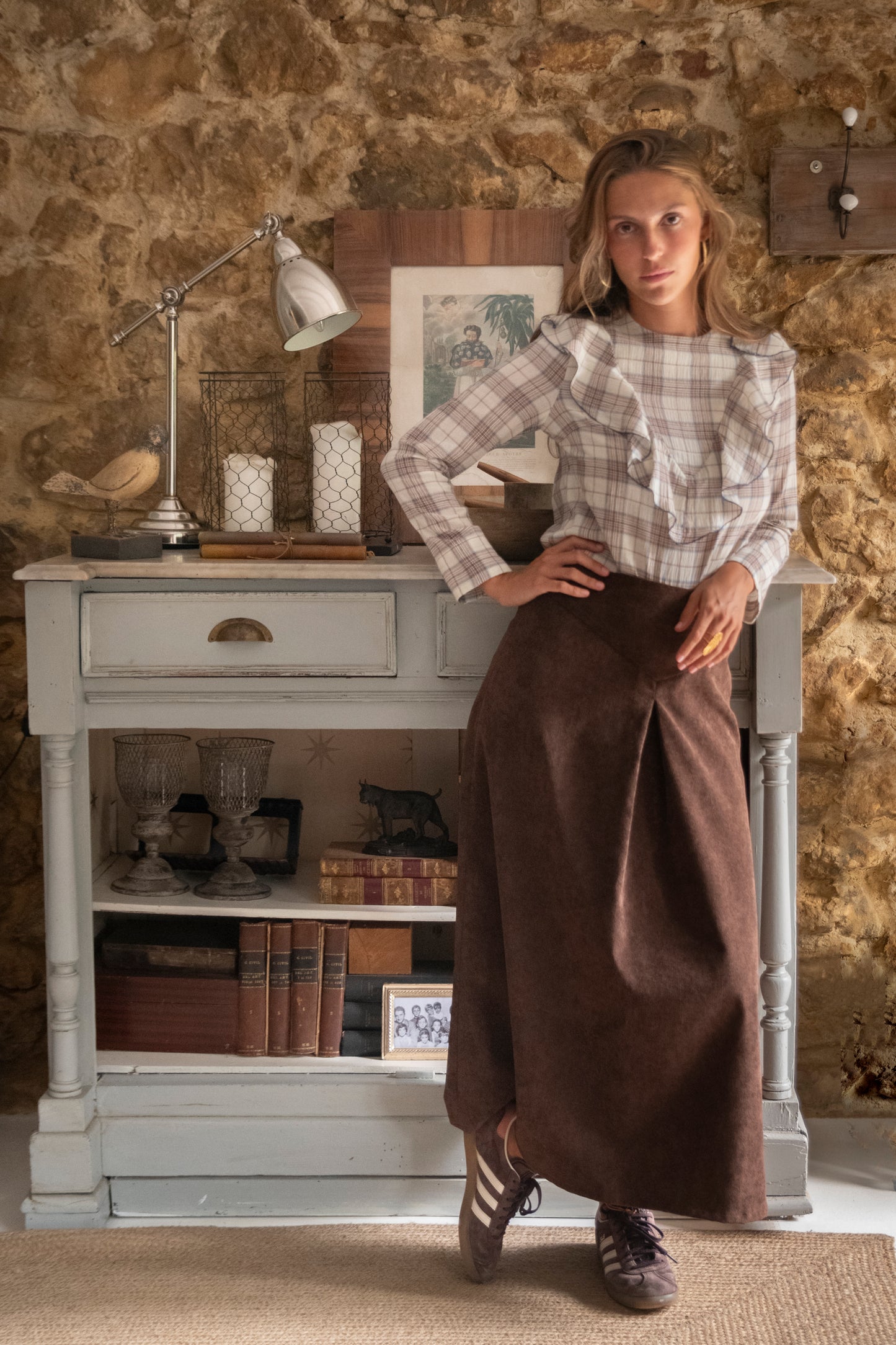 FALDA TOSCANA MARRÓN. Pre-order. Fecha estimada de envío 18 de Septiembre