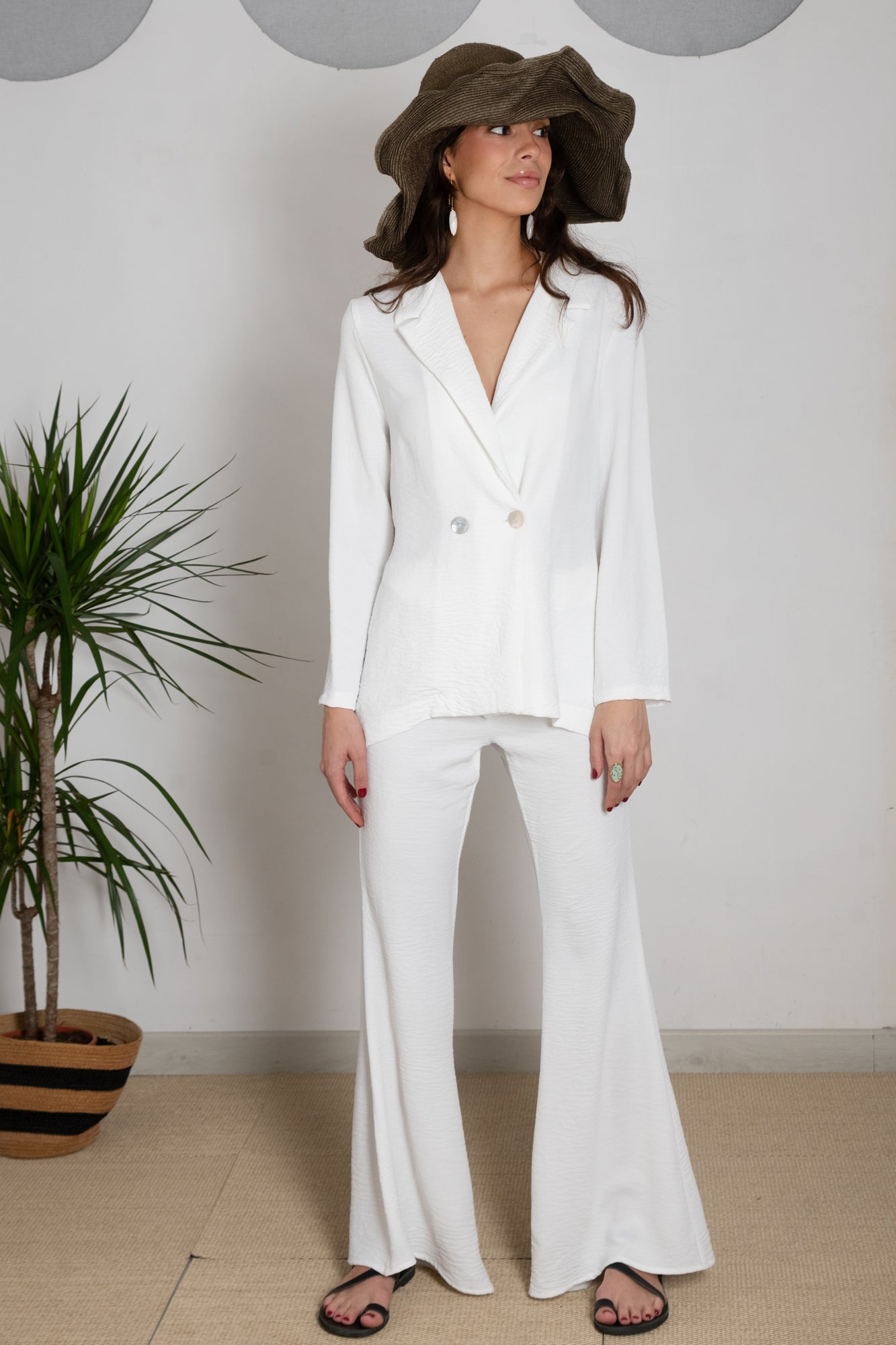 PANTALON FLORENCIA BLANCO. Pide una talla más.