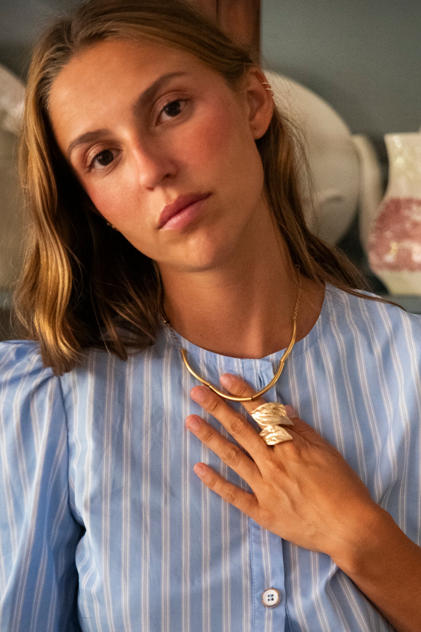 CAMISA BULGARIA CELESTE. Pide una talla más.