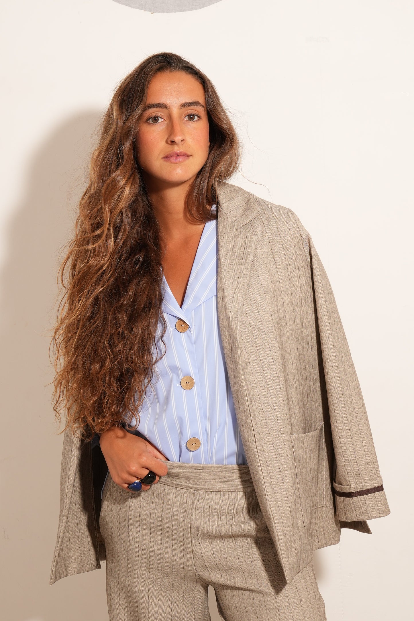 BLAZIER OXFORD DIPLOMÁTICA BEIGE