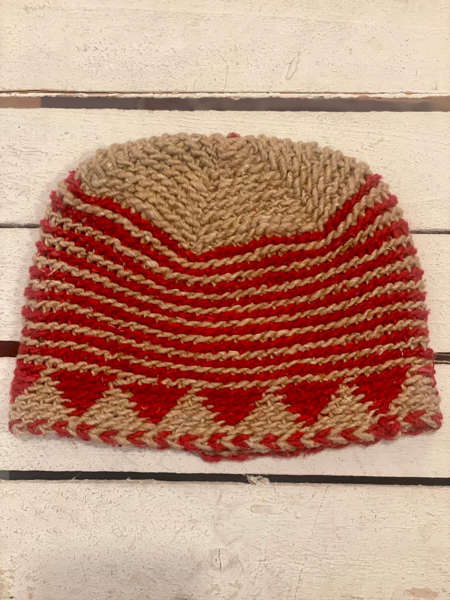 GORRO RABAT CAMEL/ROJO