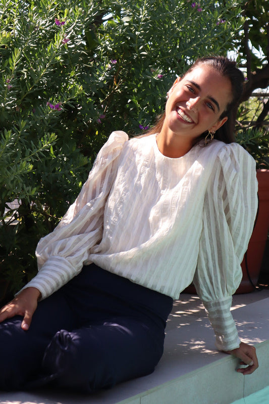 BLUSA OREGÓN MARFIL. Pre-order. Fecha estimada de envío 25 de Septiembre