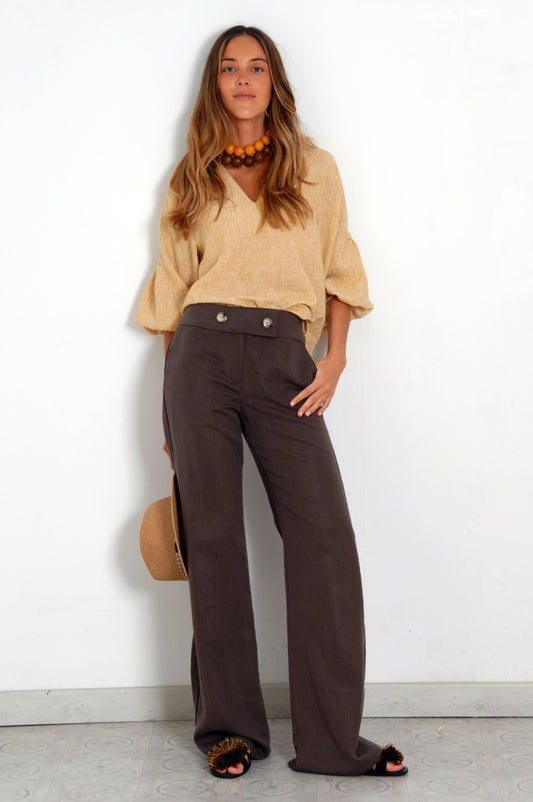 PANTALÓN FORMENTERA MARRÓN. Pide una talla más.