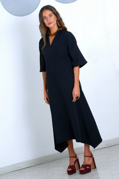 VESTIDO SEVILLA NEGRO. Disponible 4 de noviembre