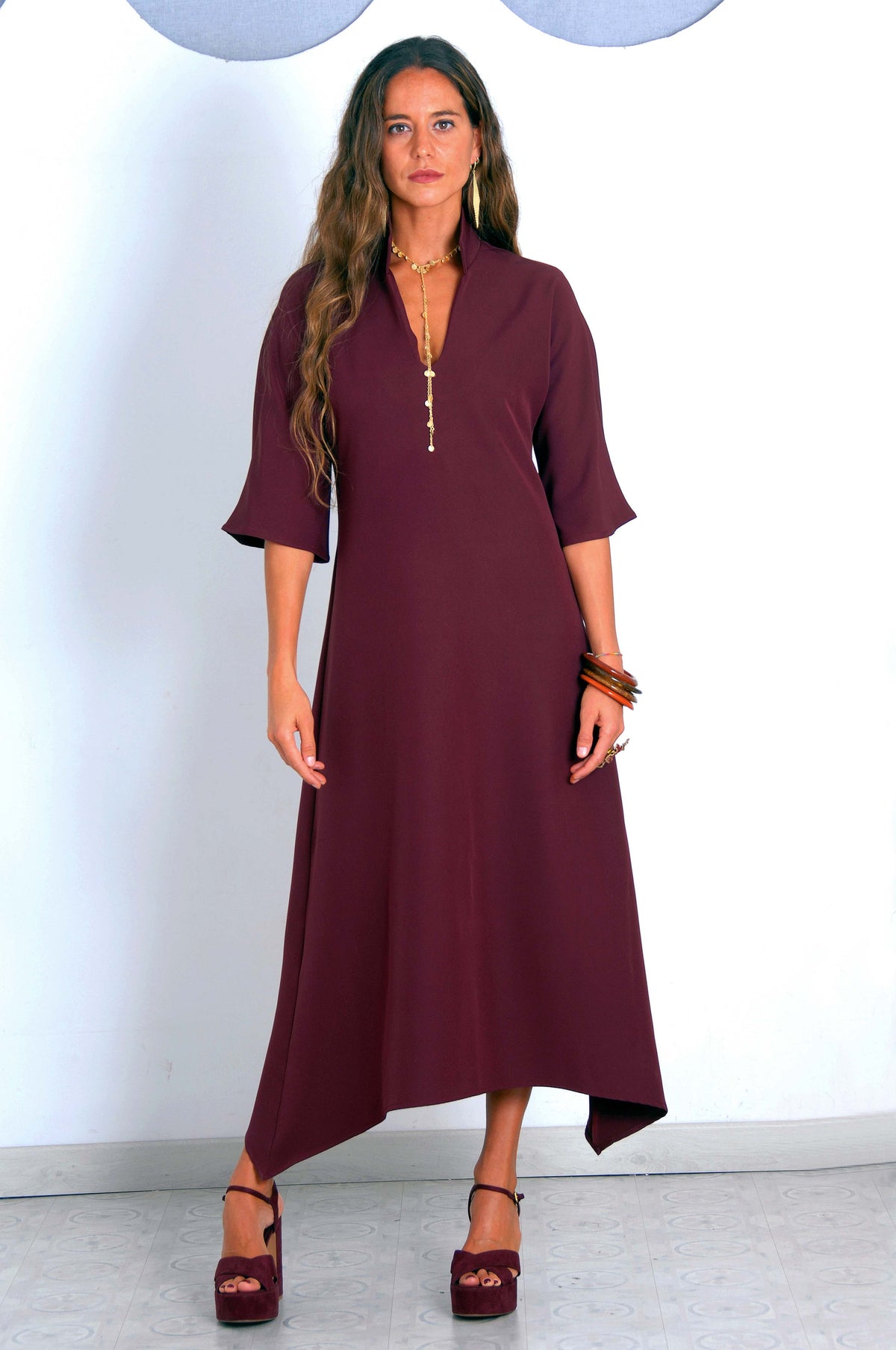 VESTIDO SEVILLA GRANATE. Disponible 4 de noviembre